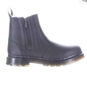 Womens Doc Martens Alyson black snow boots size 11.